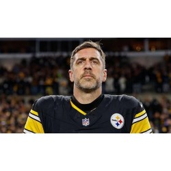 Aaron Rodgers tillkännagav sin pensionering innan den nya säsongen ens började